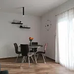 Jakov Апартаменты