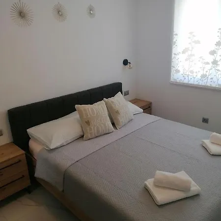 Jakov Lejlighed Makarska