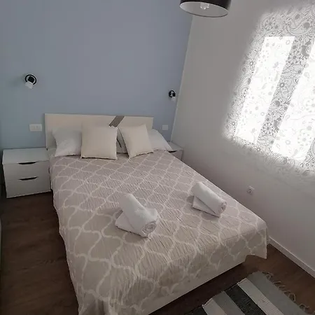 Apartment Jakov Makarska