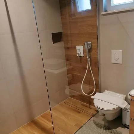 Jakov Apartamento *