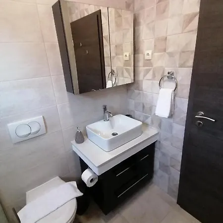 Jakov Apartment *