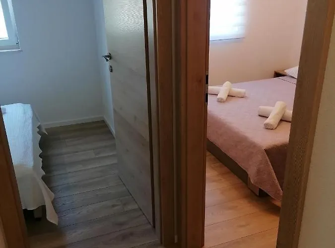 Jakov